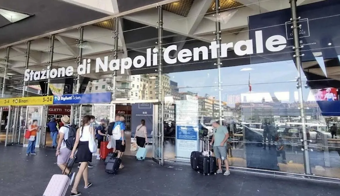 Central Station B&B Naples 0*,  Italy