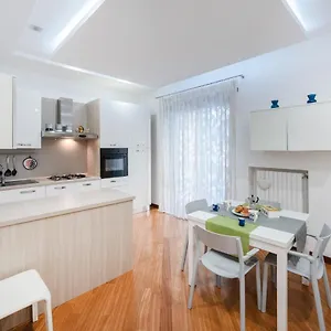 B&g Sweet Nel Cuore Del Vomero Napoli